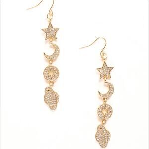 FASHION NOVA In My Own World Drop Earrings NWT